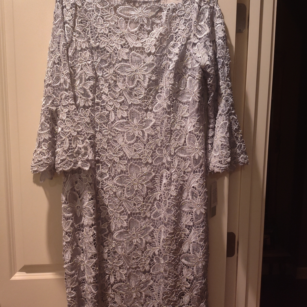 Teri Jon Gray Lace Floral Dress